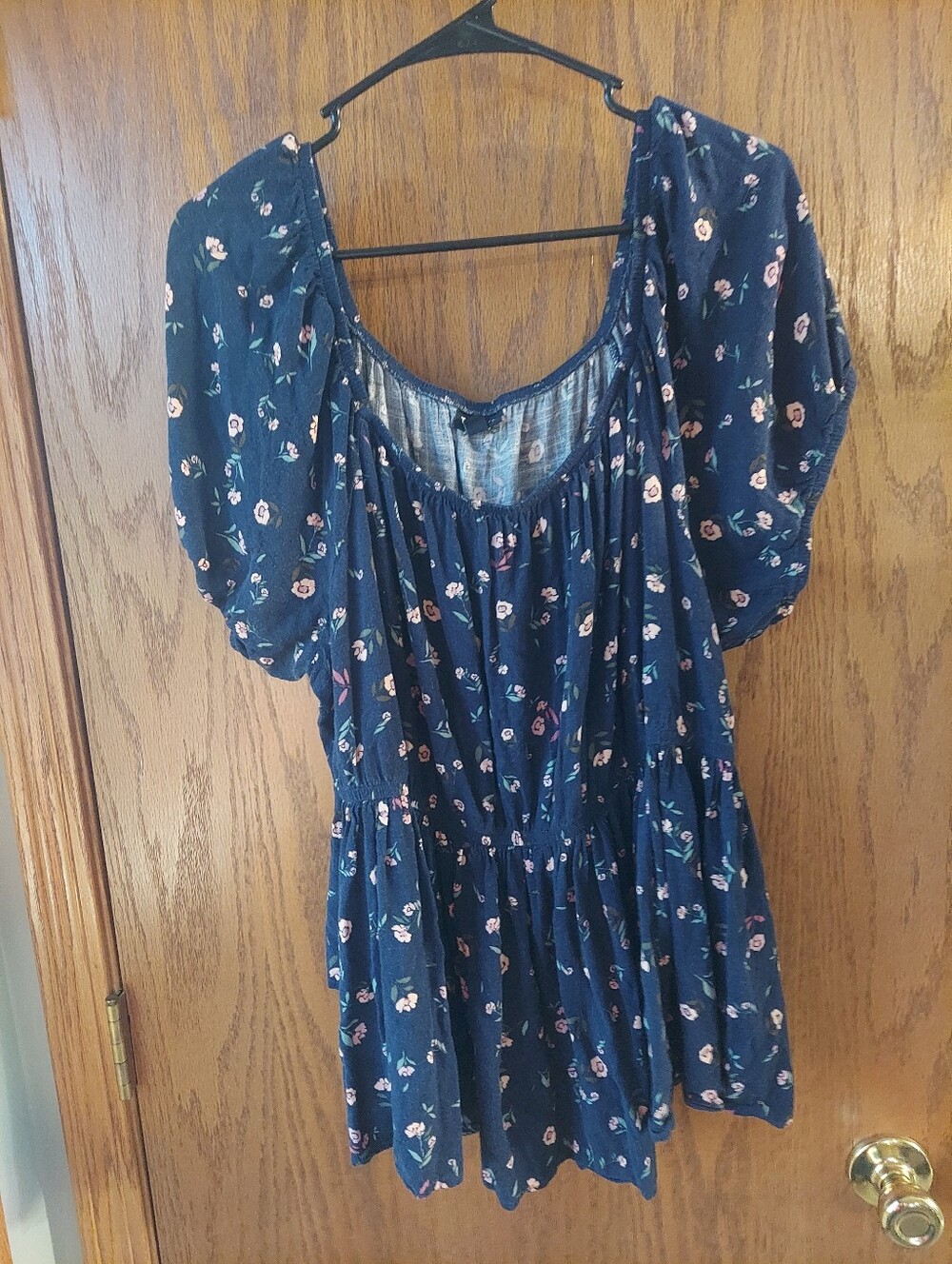 Torrid Navy Blue Floral Puff Short Sleeve Peplum Top - Size 3 / 3X